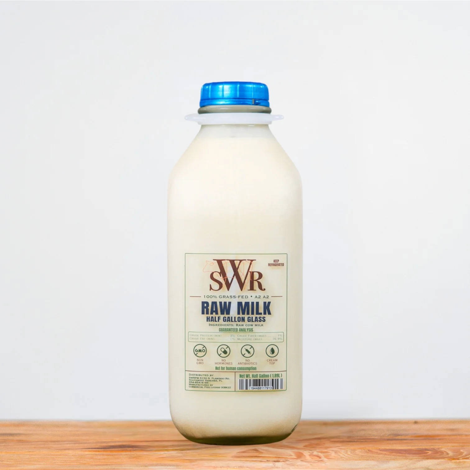 SWR Glass Raw Cow Milk Half Gallon